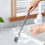 Brosse nettoyante de bouteilles en profondeur