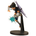 Figurine Sasuke Uchiha en mode attaque - 20cm